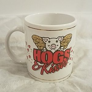 Vintage J.I.I. 1997 hogs and kisses mug
